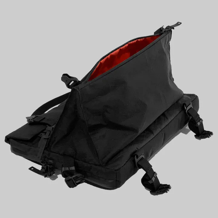 Apex Liner Max | 2-Way Shoulder Bag