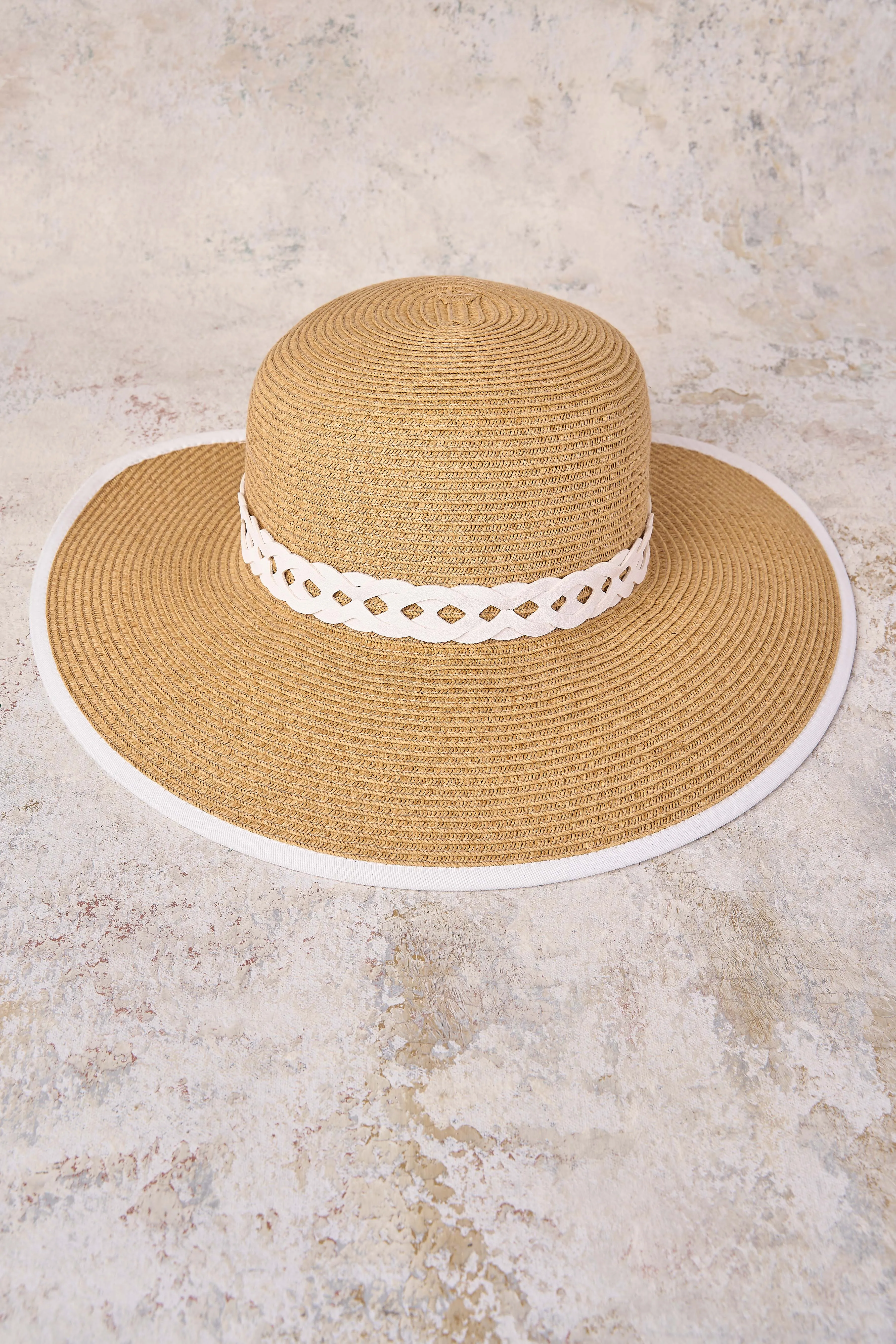 Bonnie Summer Cloche - White