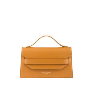 Cristina Vitello 10 - Camel