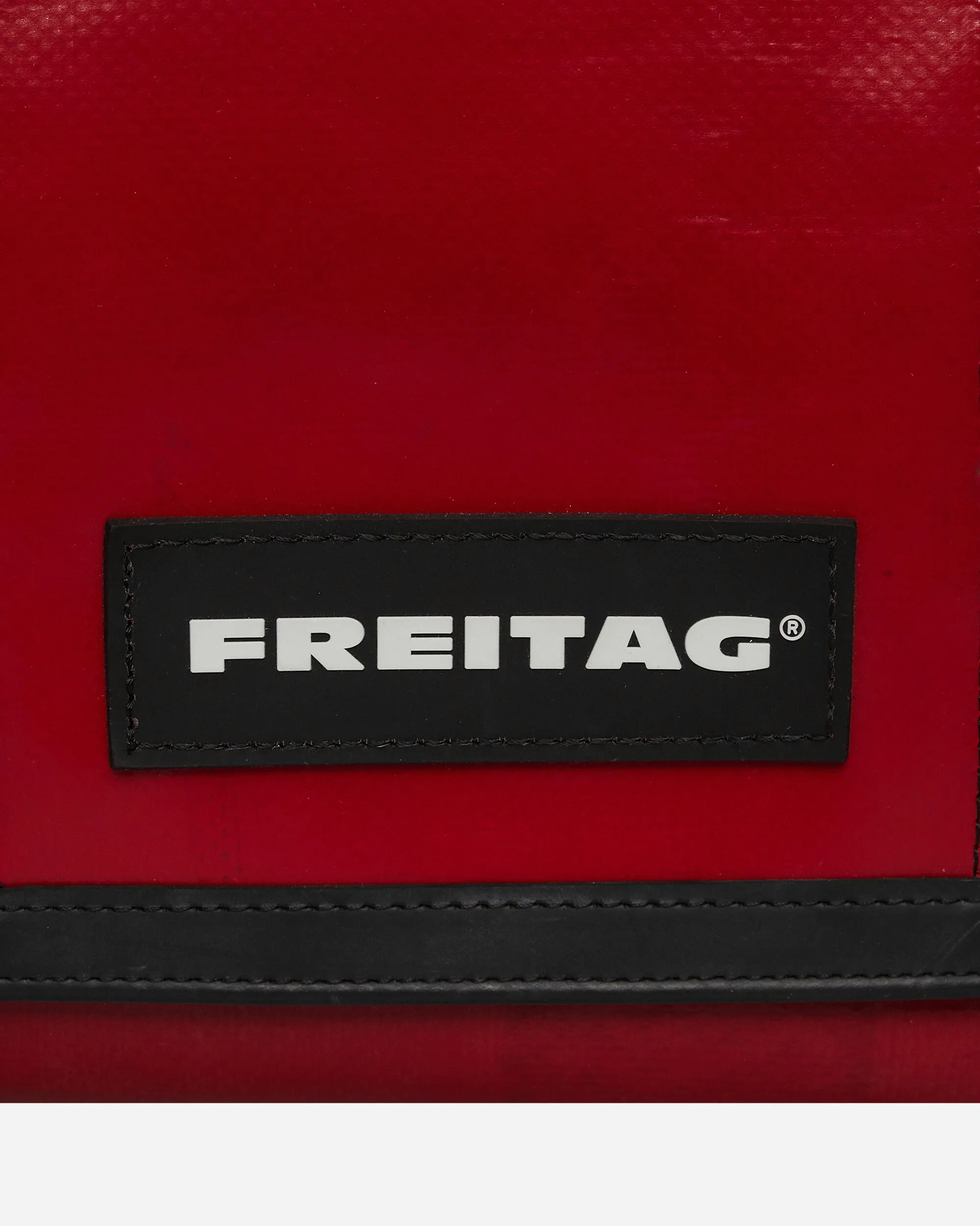 F11 Lassie Messenger Bag Red