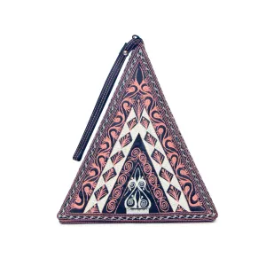Gusi Pyramid Clutch