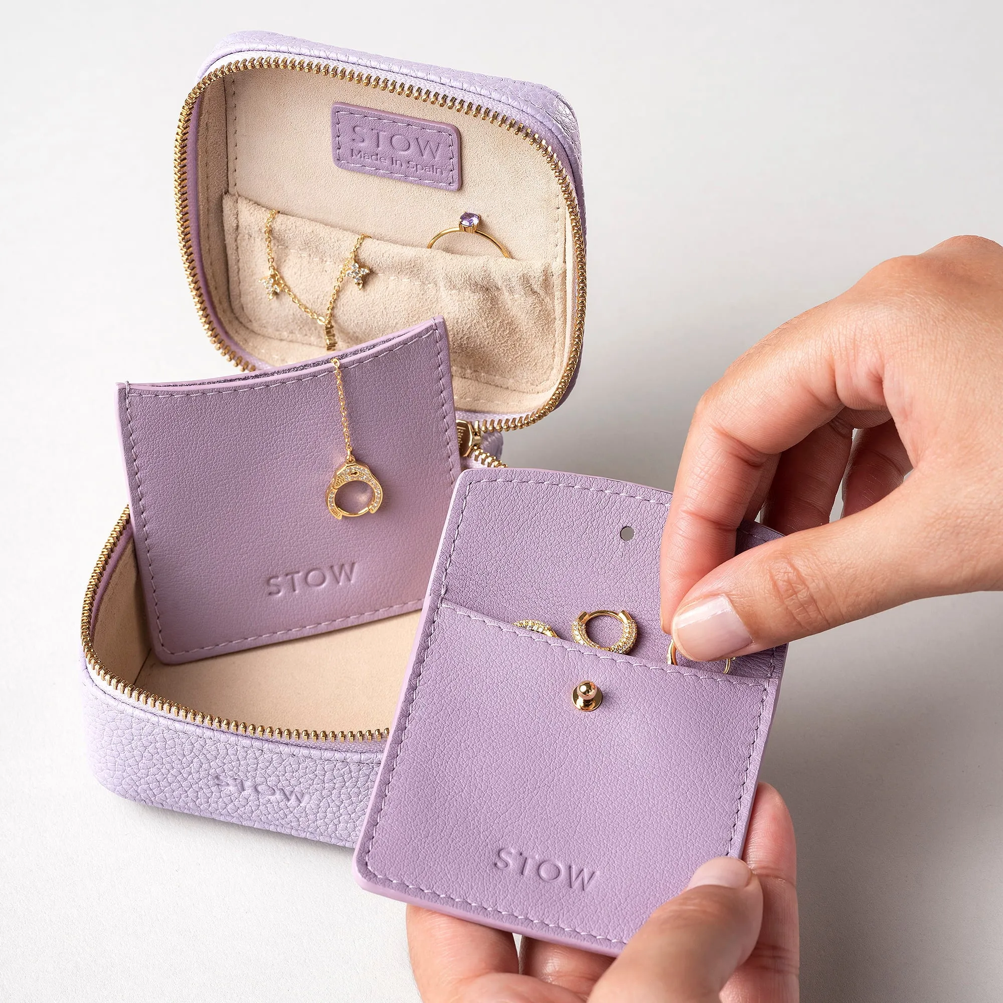 Hester Essentials Case