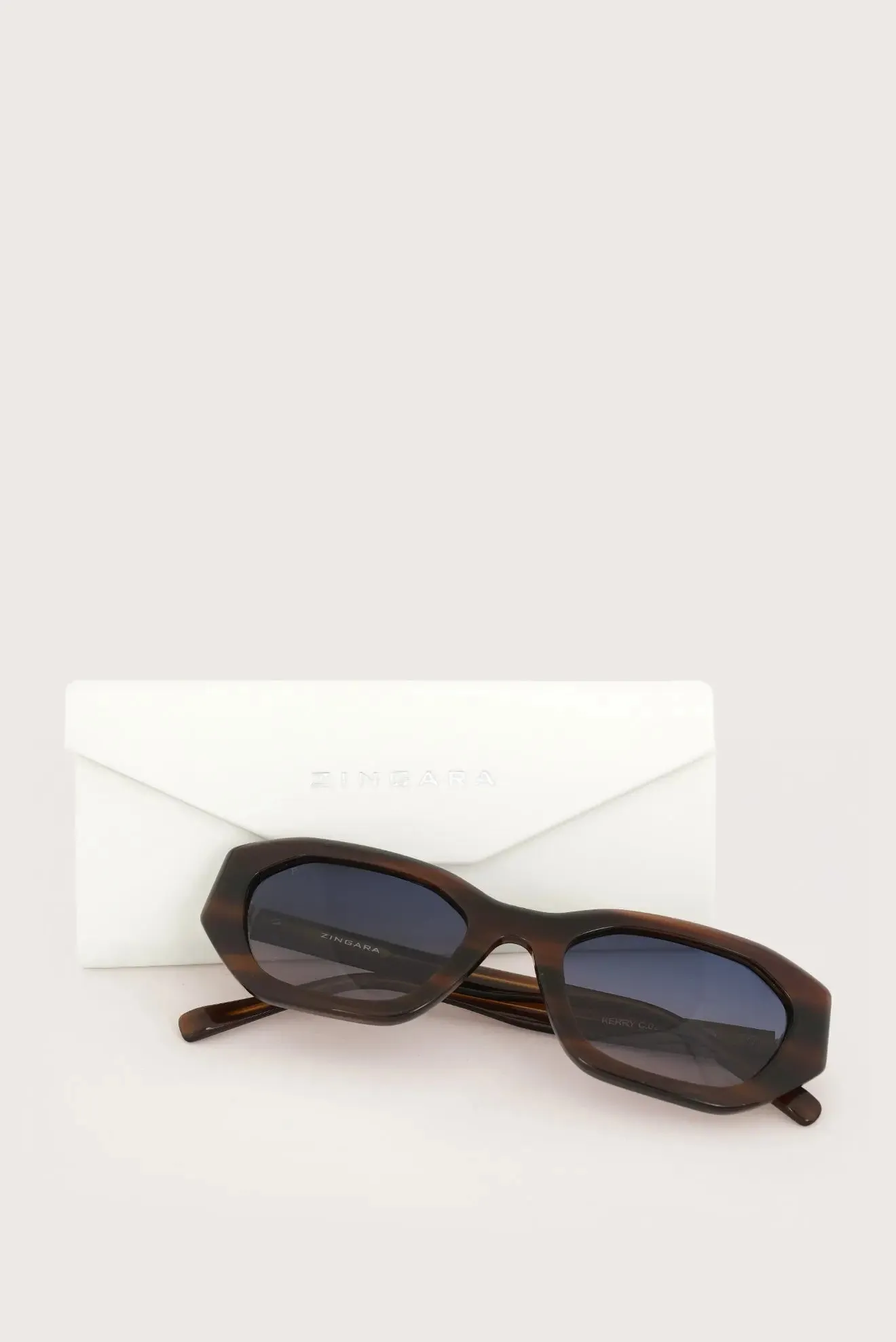 Kerry Glasses - Oversize - Marbled Brown