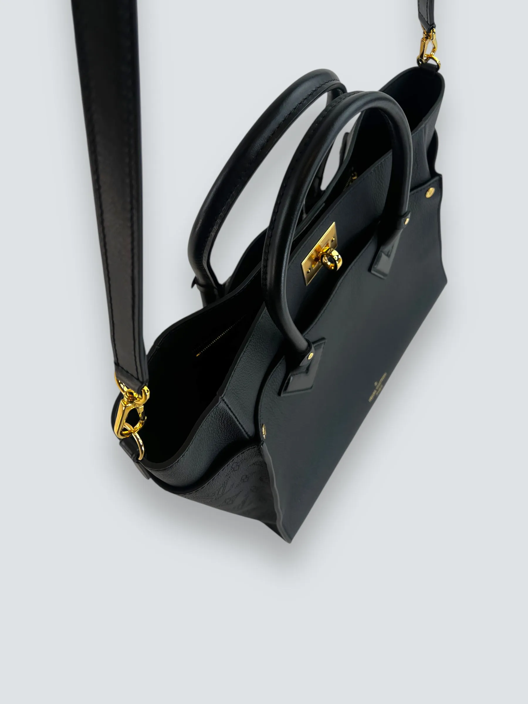 Louis Vuitton Black Leather On My Side GM Tote