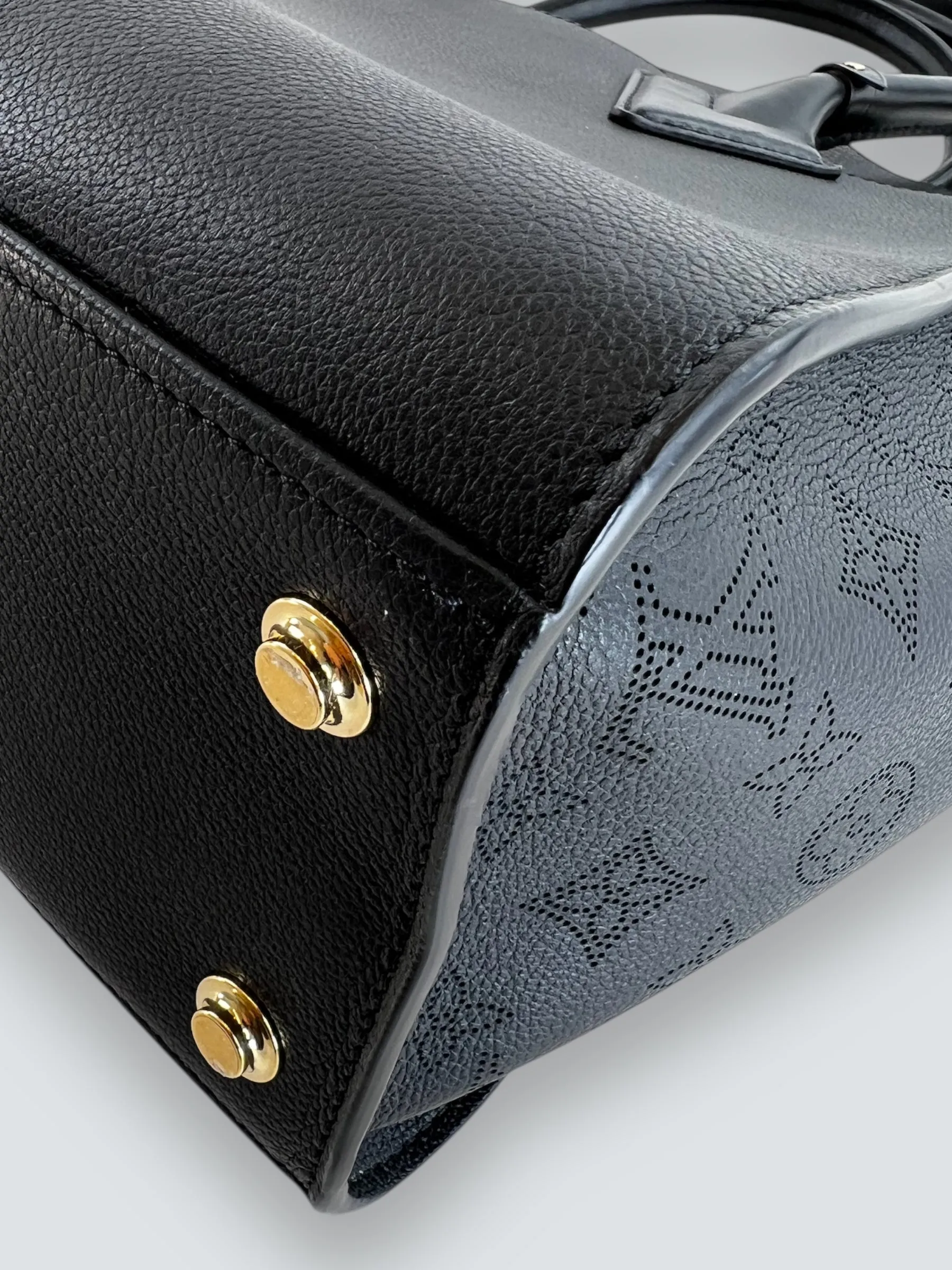 Louis Vuitton Black Leather On My Side GM Tote