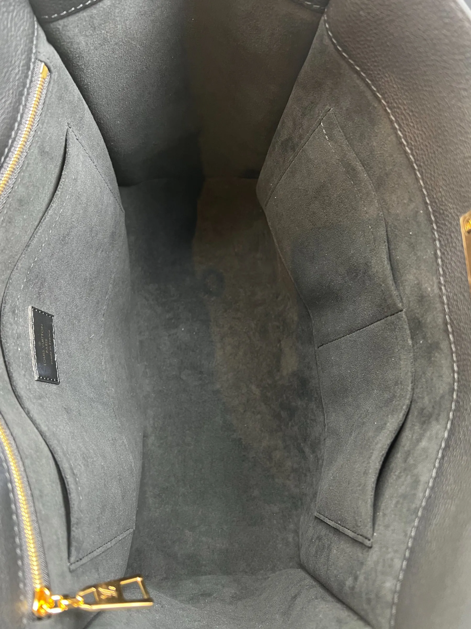 Louis Vuitton Black Leather On My Side GM Tote