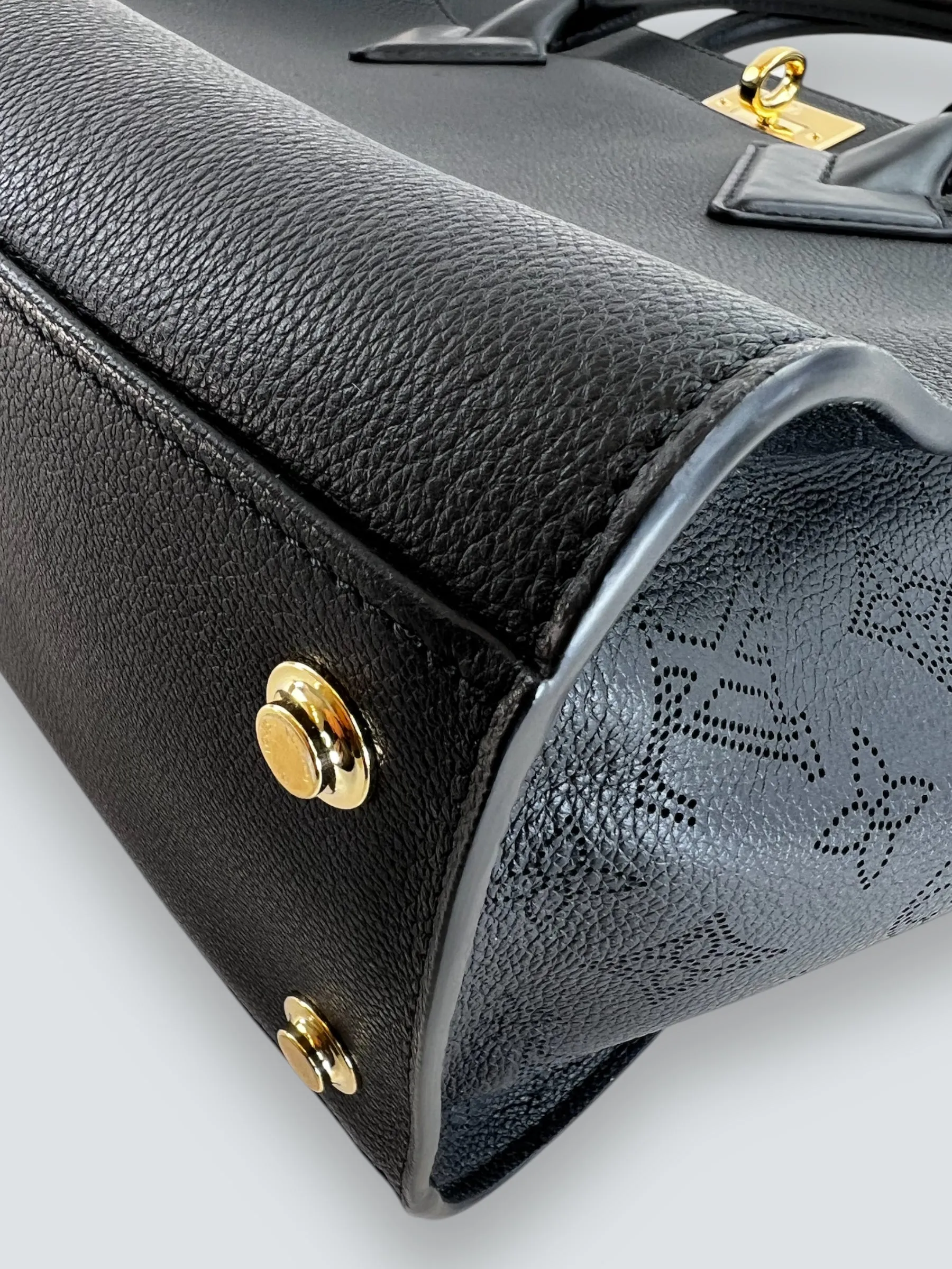 Louis Vuitton Black Leather On My Side GM Tote