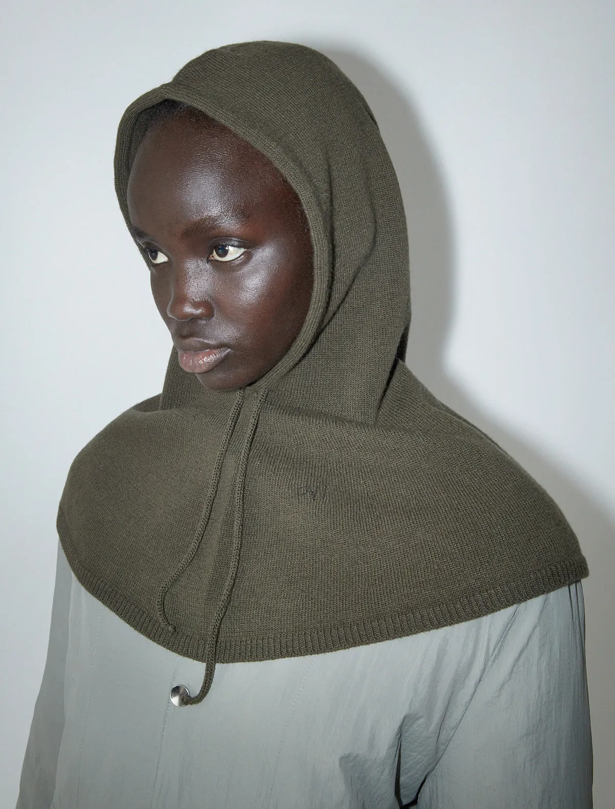 no 2290 / Lucia