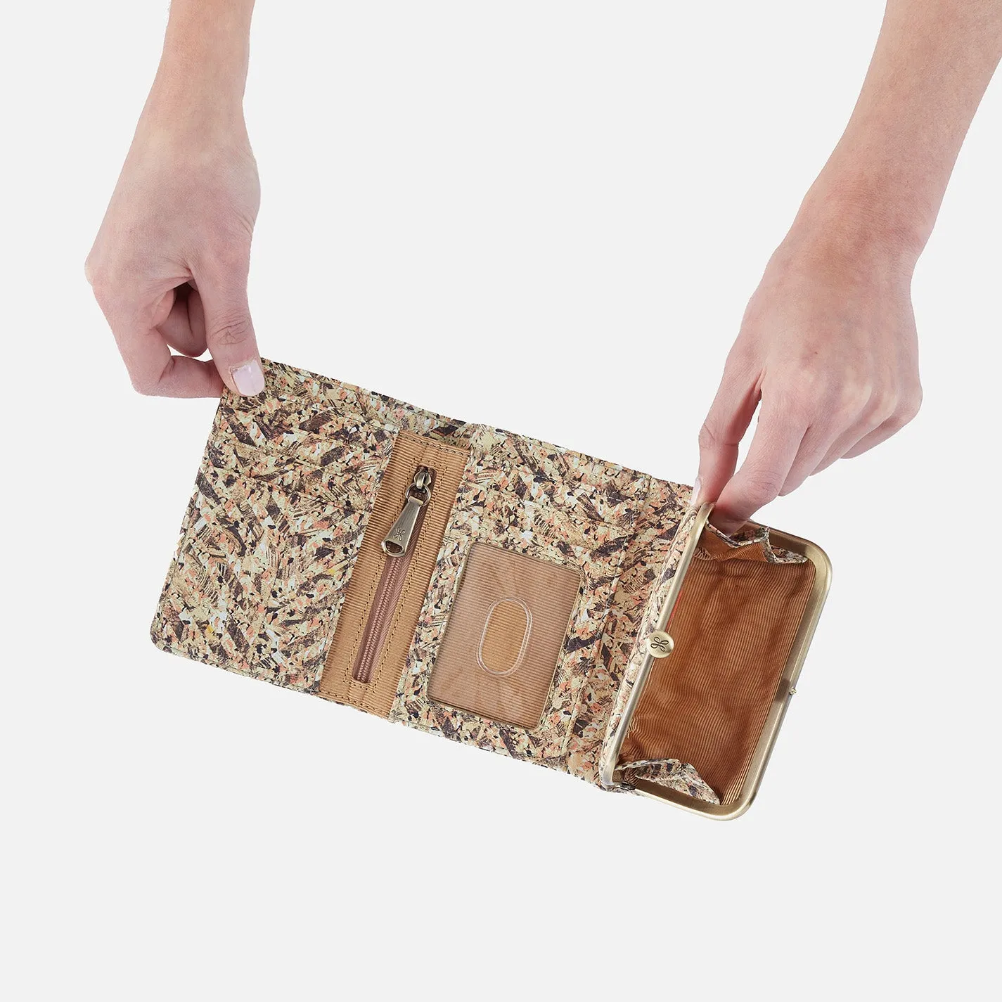 Robin Compact Wallet In Printed Leather - Neutral Mosaic Print
