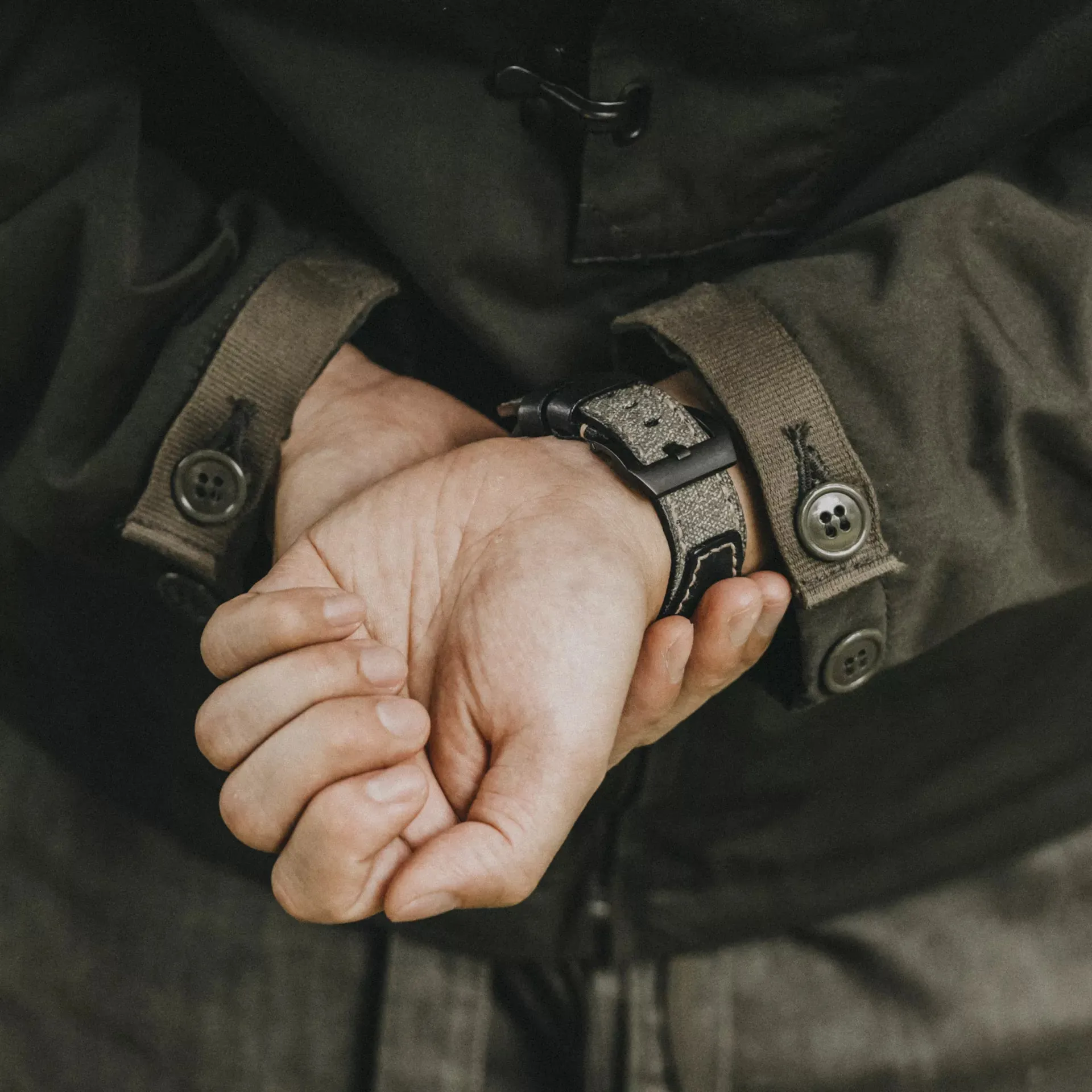 Salt & Pepper Swiss Army Rucksack Handmade Strap. Black Leather (for Apple Watch)